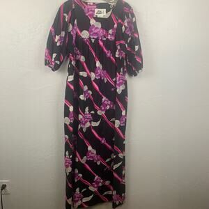 VTG Hilo Hatties Dress Maxi Hawaiian Black Purple Floral square neck size Medium